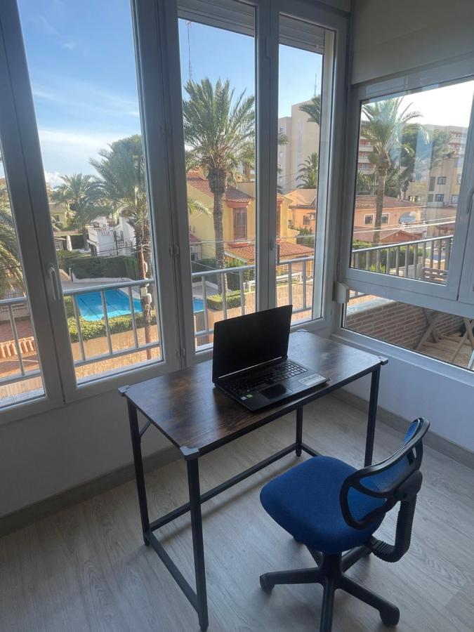 Nice Apartment Near The Sea Торрев'єха Екстер'єр фото
